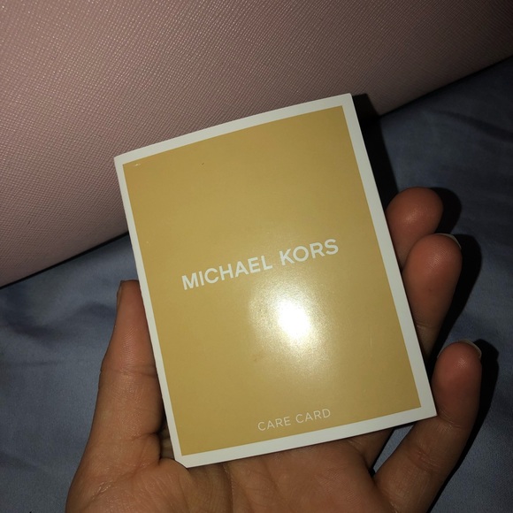 New with tags Michael Kors Purse - Picture 4 of 8